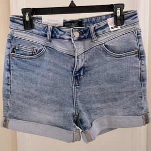 Women’s Size Medium Judy Blue Shorts. NWT